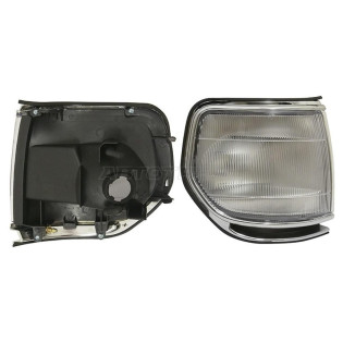 Габарит TOYOTA LAND CRUISER 80 90-98 прав SAT