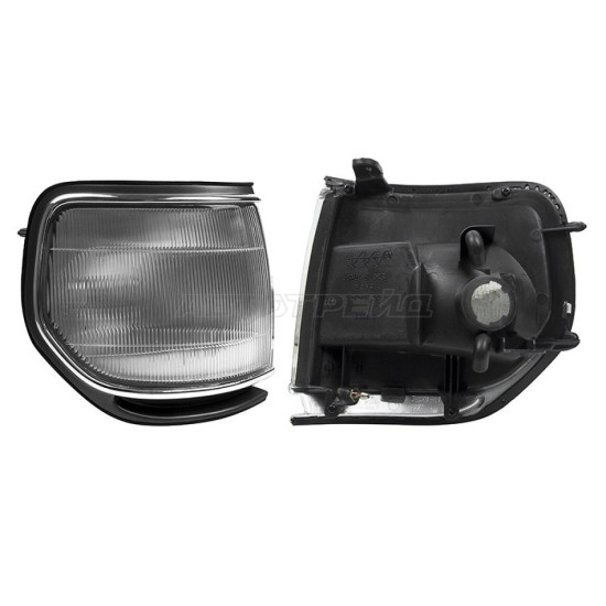 Габарит TOYOTA LAND CRUISER 80 90-98 прав TYC